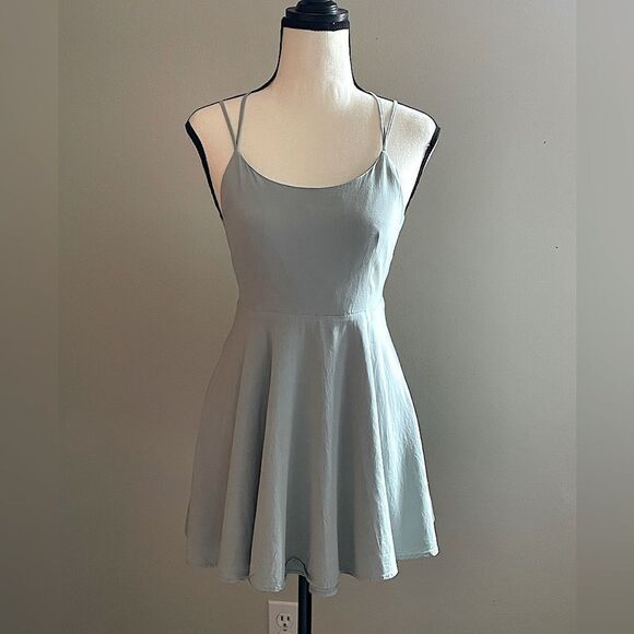 New! Forever 21, Light Green, Strappy-Back, Fit-n-Flare, MIDI Dress. Size Small - Picture 1 of 8